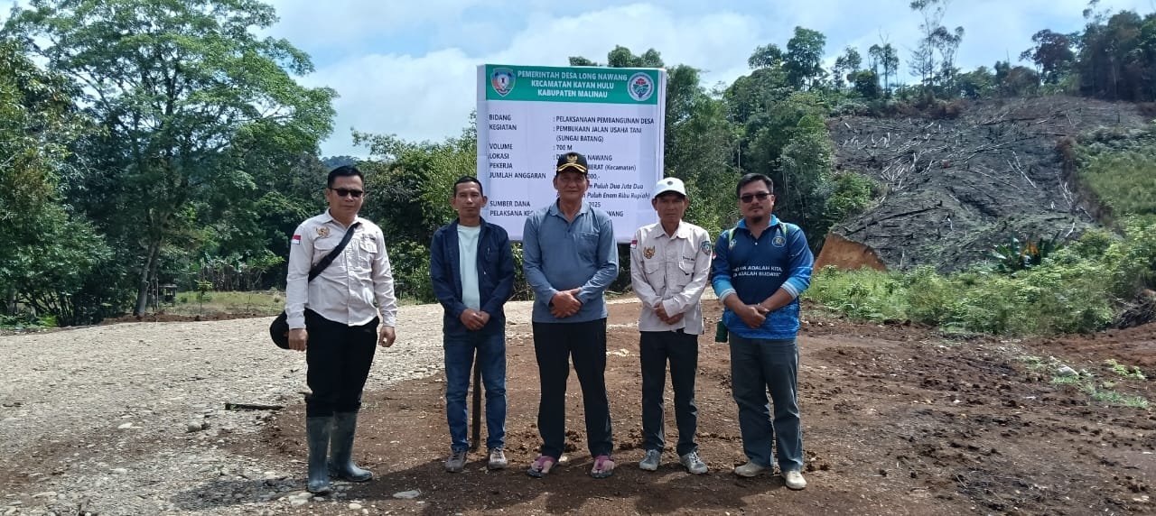 Monitoring Kegiatan Pembukaan Jalan Tani Desa Long Nawang